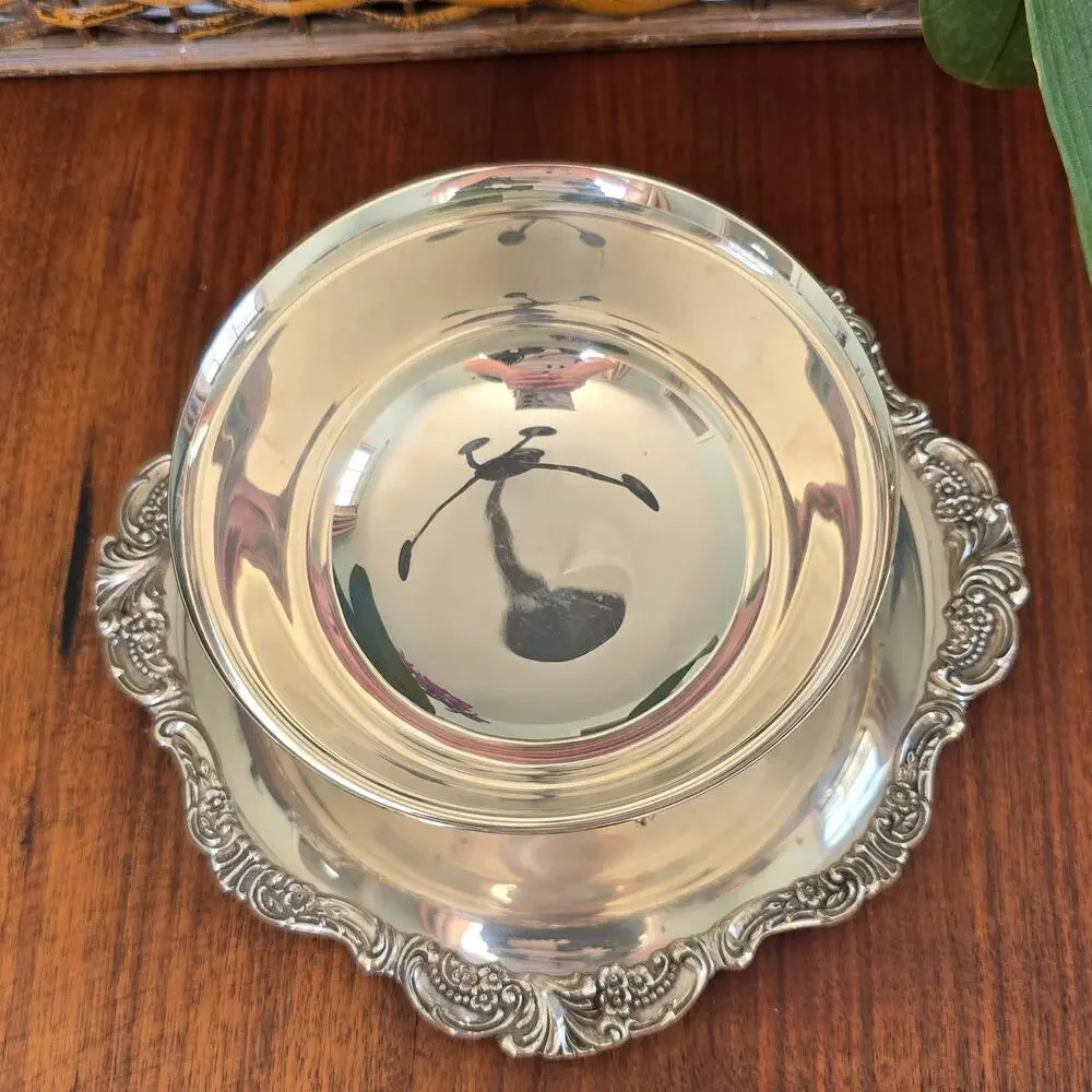 Vintage Wallace Baroque Silver Plate Sauce Boat With Attached Underplate Classic